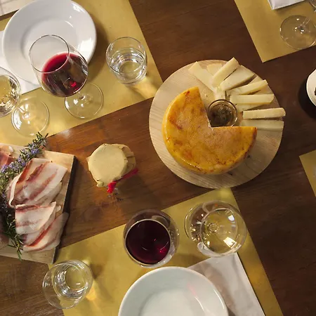 Buccia Nera Lantgård