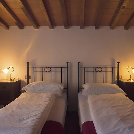 Buccia Nera Lantgård Chiassa Superiore